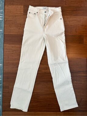Abercrombie & Fitch Cream Jeans Size 25 regular